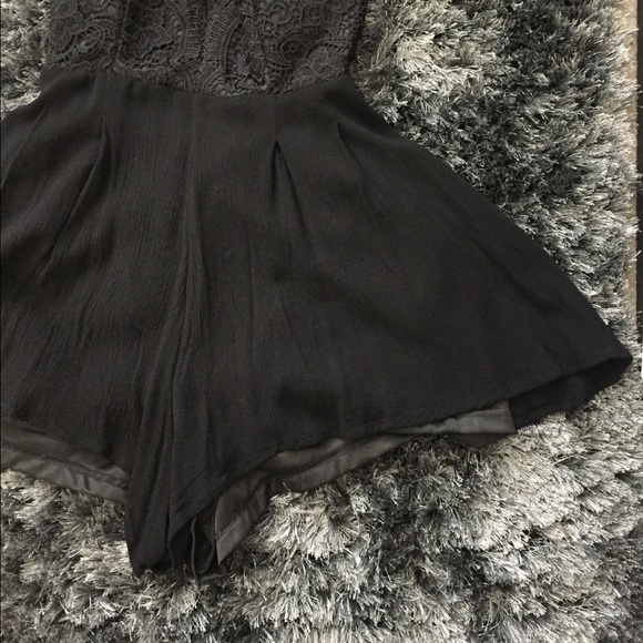 Black Romper - Picture 5 of 8